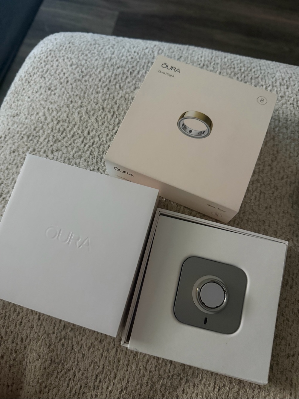 Oura Ring gen 4 size 8 gold